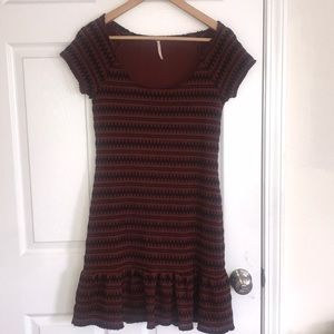 Short sleeved dress